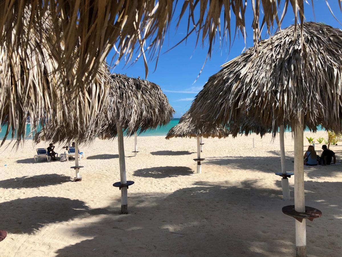 V&V Beach House Punta Cana Ngoại thất bức ảnh